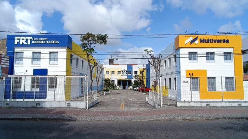 Fachada da Faculdade Multiversa em Fortaleza concluída